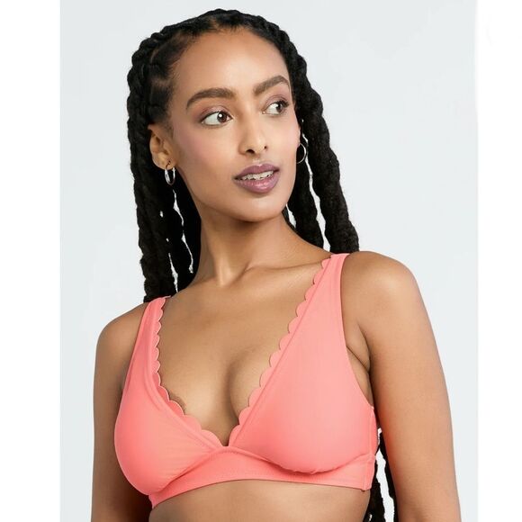 Women's Scalloped Bikini Swim Top, Size M - Picture 9 of 9